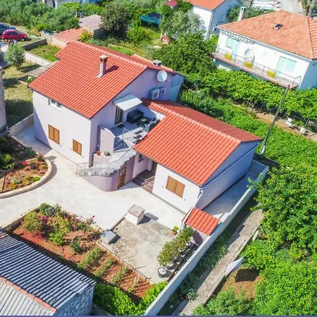 Apartment Roko