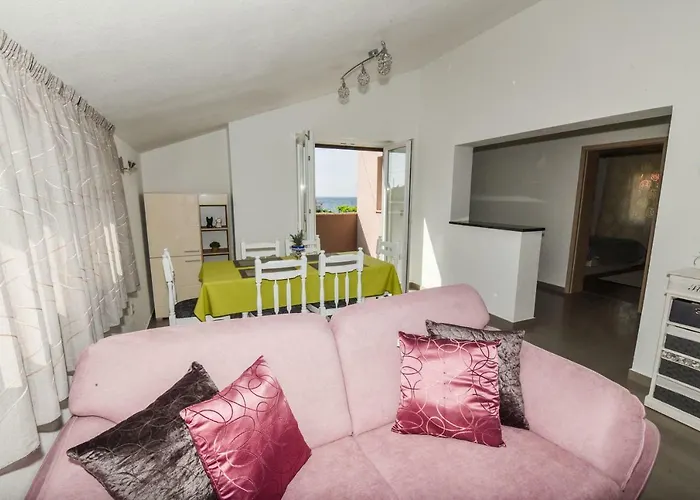 Διαμέρισμα Roko *