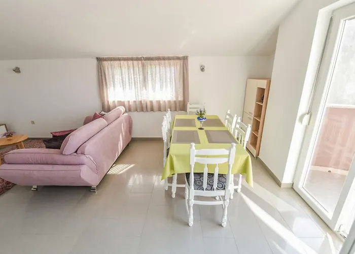 Roko דירה אוגייאן