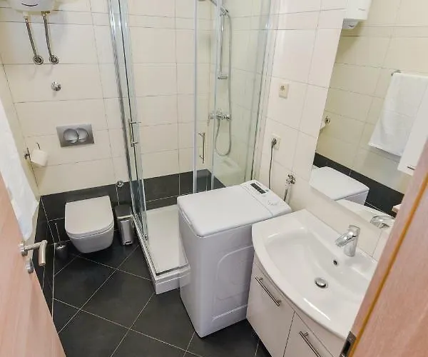 Roko * אוגייאן