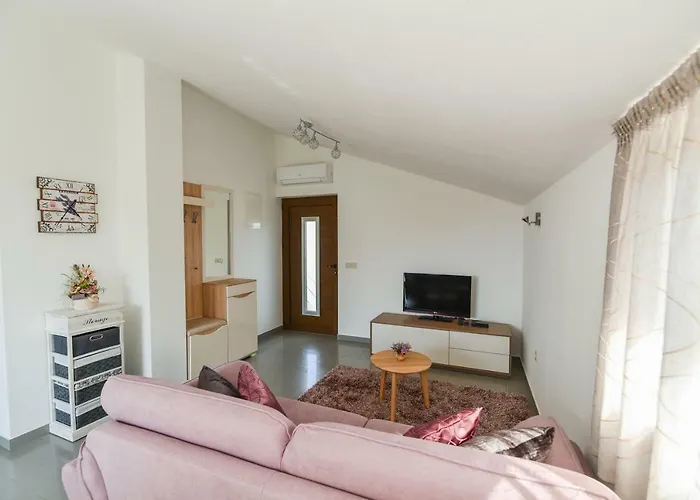 Roko * אוגייאן